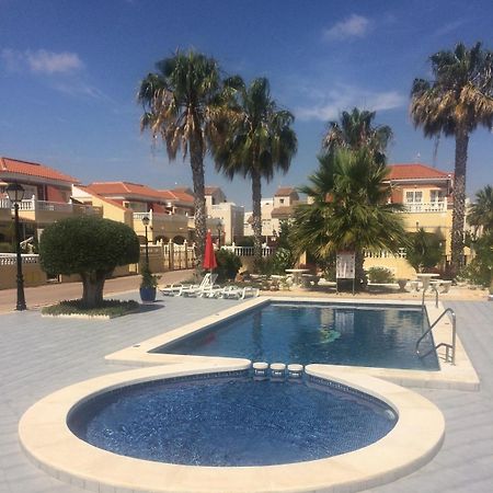 Torrevieja, La Torreta Ground Floor Apartment With Large Private Patio Garden Экстерьер фото